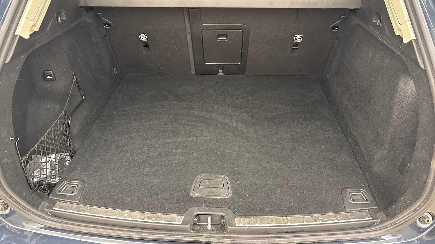 Used Volvo XC60 2025 for sale - 78157185: Photo 5