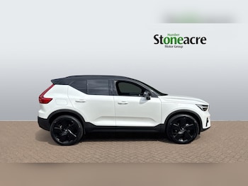 Used Volvo XC40 2026 for sale - 79237196: Photo