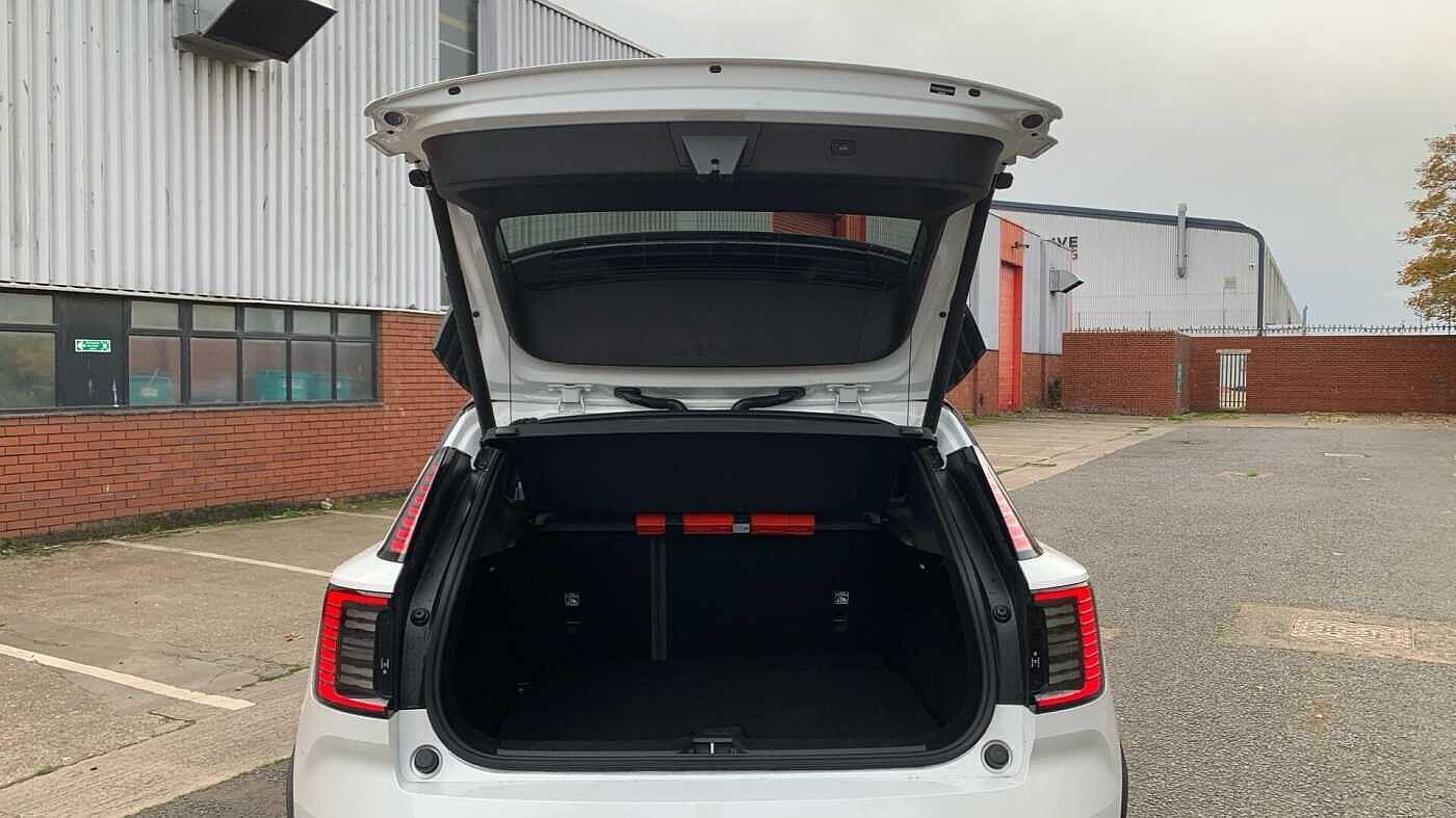 Used Volvo EX30 2025 for sale - 76715242: Photo 13