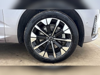 Used Volvo XC60 2025 for sale - 78771283: Photo