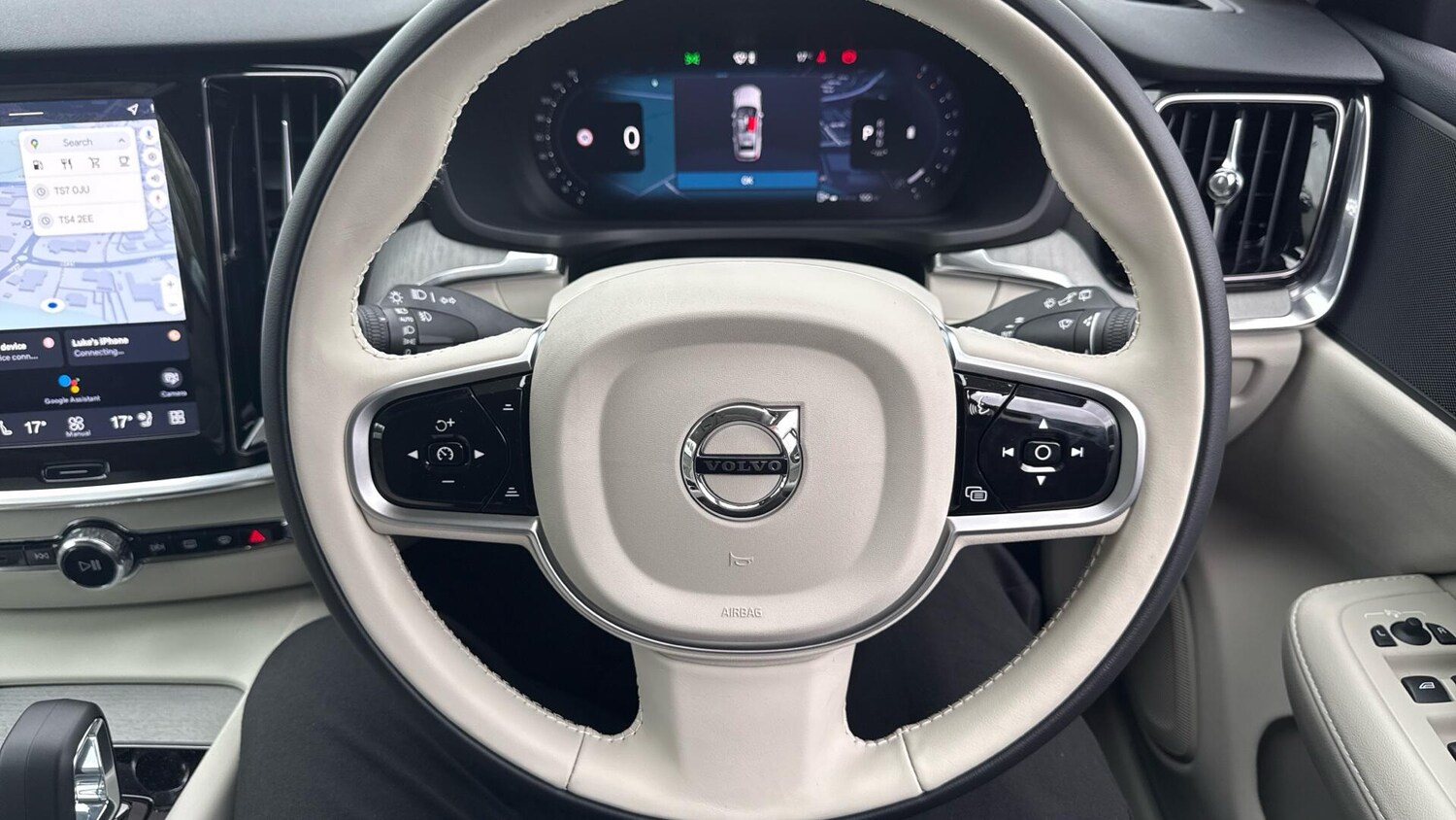 Used Volvo V60 2025 for sale - 76239742: Photo 10