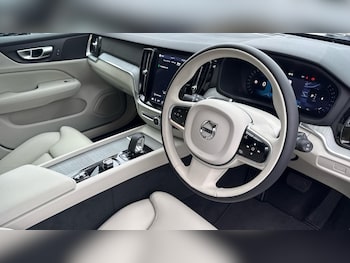 Used Volvo V60 2025 for sale - 76239742: Photo
