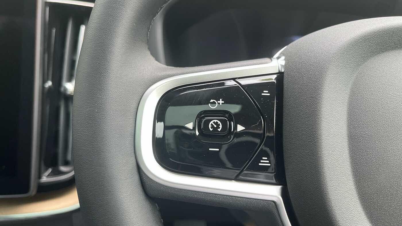 Used Volvo XC60 2025 for sale - 76714793: Photo 24