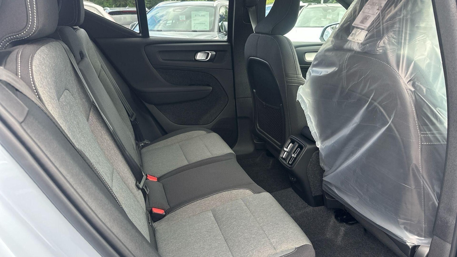 Used Volvo XC40 2025 for sale - 76158726: Photo 6