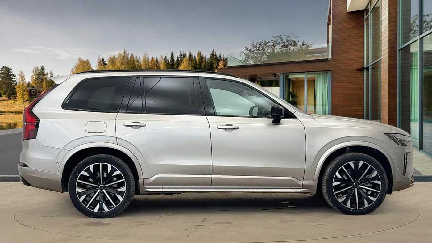 Used Volvo XC90 2025 for sale - 77237899: Photo 2