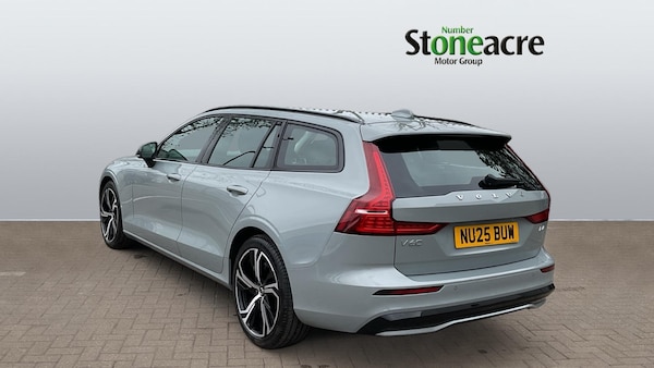Used Volvo V60 2025 for sale - 74160412: Photo 2