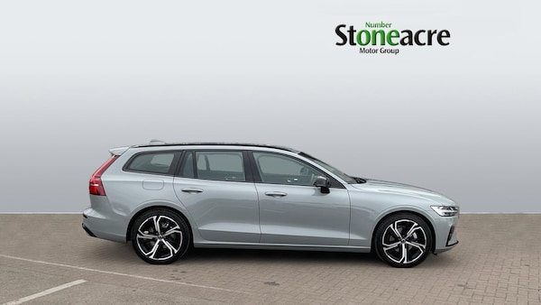 Used Volvo V60 2025 for sale - 74160412: Photo 3