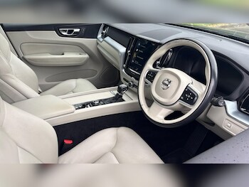 Used Volvo XC60 2019 for sale - 78492735: Photo