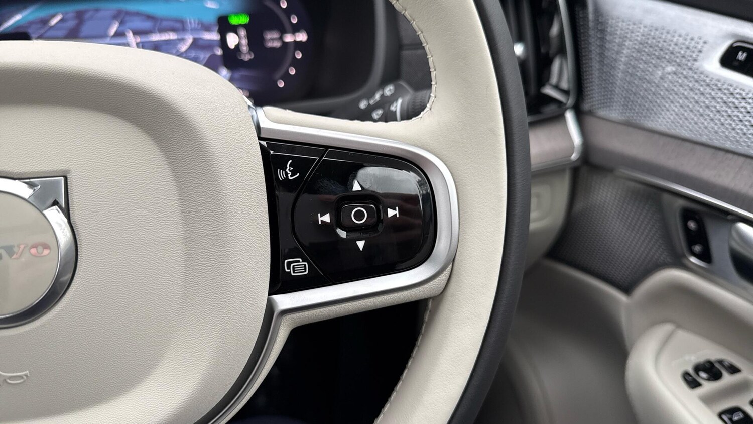 Used Volvo XC90 for sale - 77753335: Photo 20