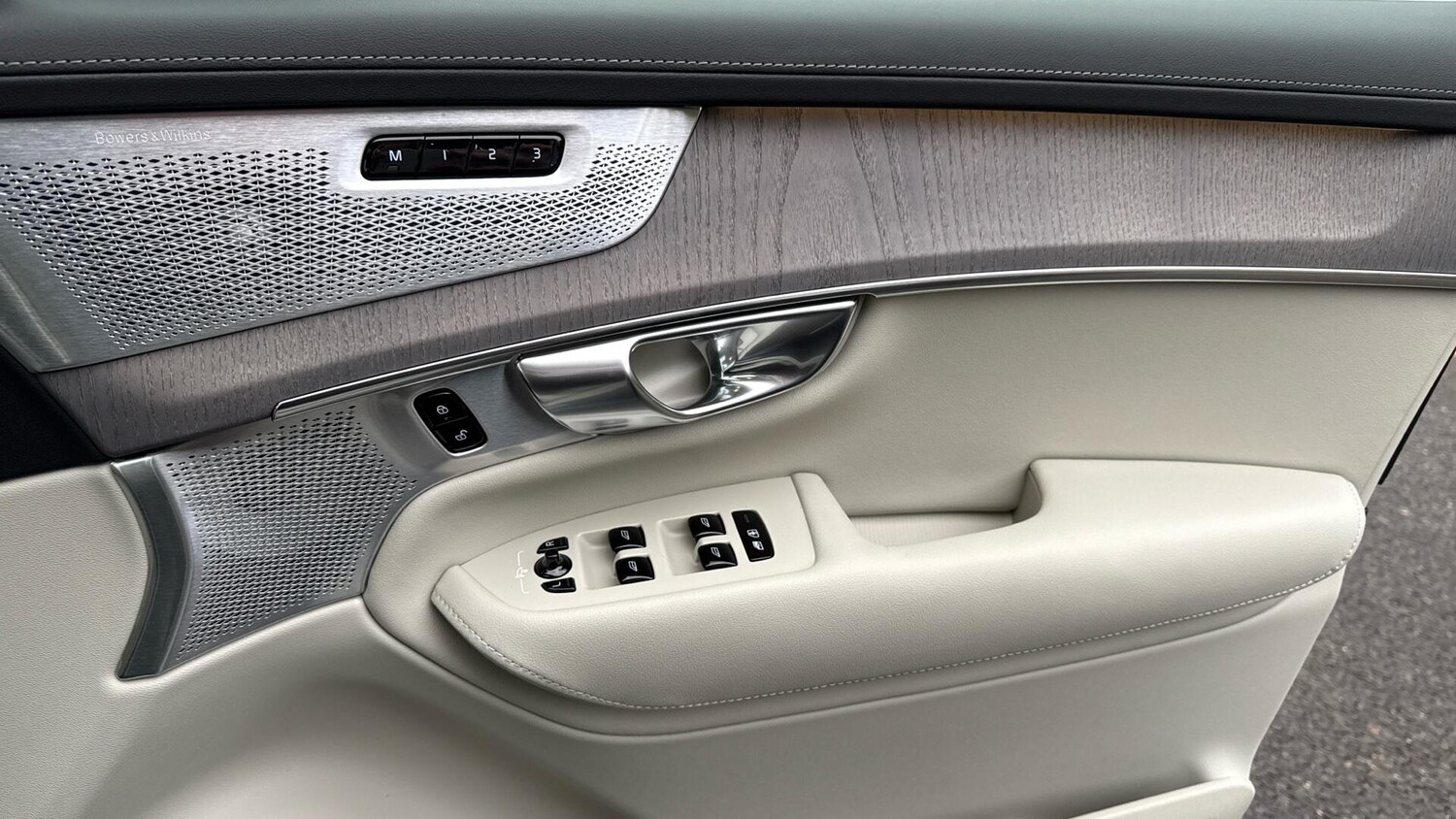 Used Volvo XC90 for sale - 77753335: Photo 27