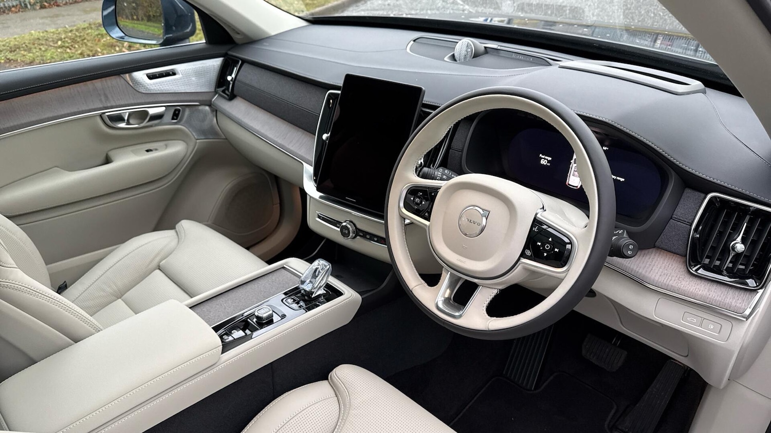 Used Volvo XC90 for sale - 77753335: Photo 4