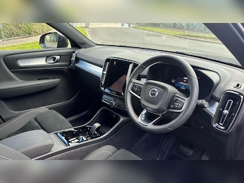 Used Volvo XC40 2025 for sale - 78898380: Photo