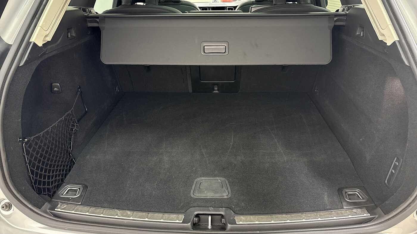 Used Volvo XC60 2025 for sale - 76512219: Photo 14