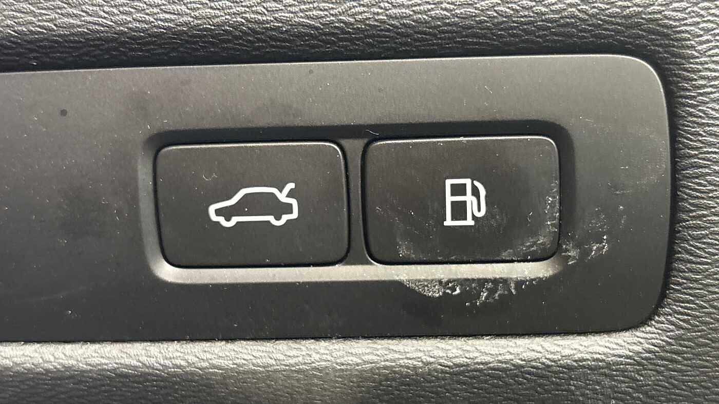 Used Volvo XC60 2025 for sale - 76512219: Photo 30