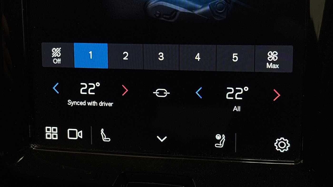 Used Volvo XC60 2025 for sale - 76512219: Photo 40