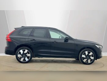 Used Volvo XC60 2025 for sale - 77970501: Photo