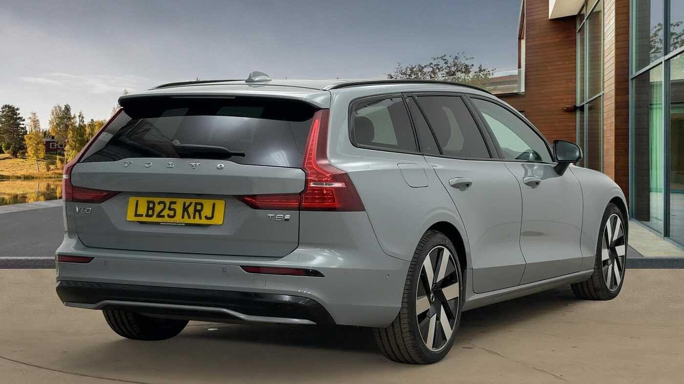 Used Volvo V60 2025 for sale - 76715178: Photo 3