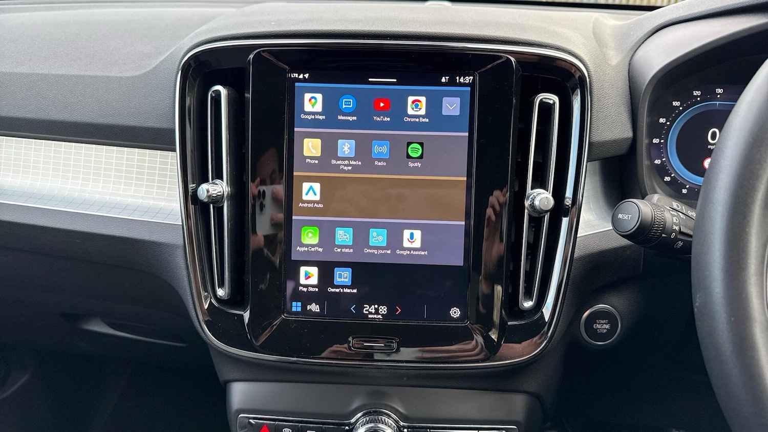 Used Volvo XC40 2022 for sale - 76573252: Photo 12