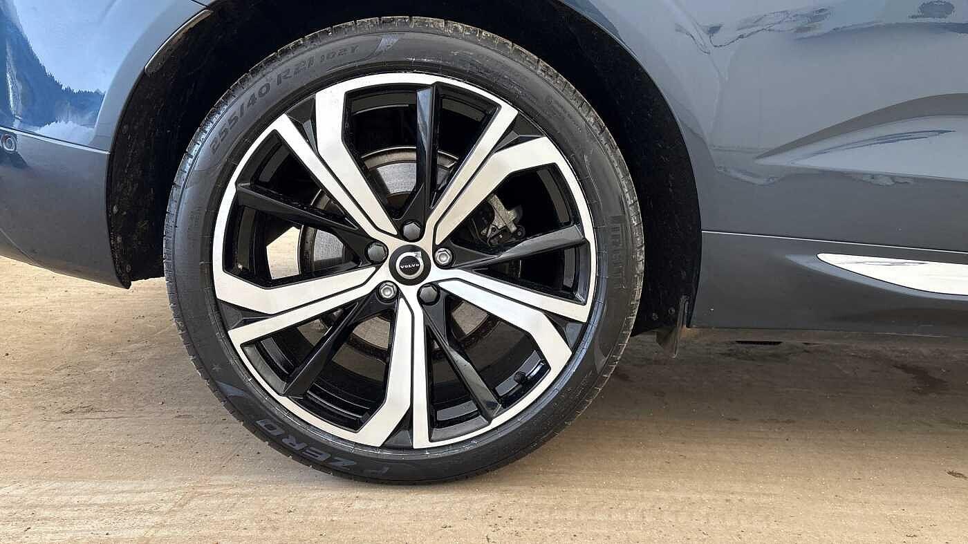 Used Volvo XC60 2025 for sale - 78006819: Photo 4