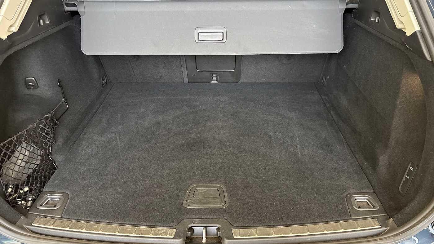 Used Volvo XC60 2025 for sale - 78006819: Photo 5