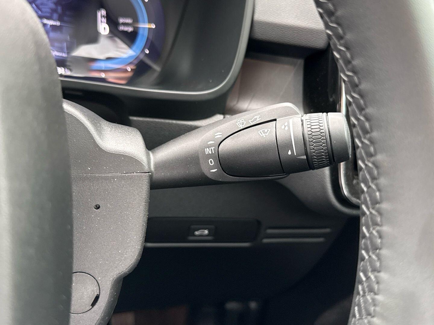 Used Volvo C40 2023 for sale - 76607668: Photo 13