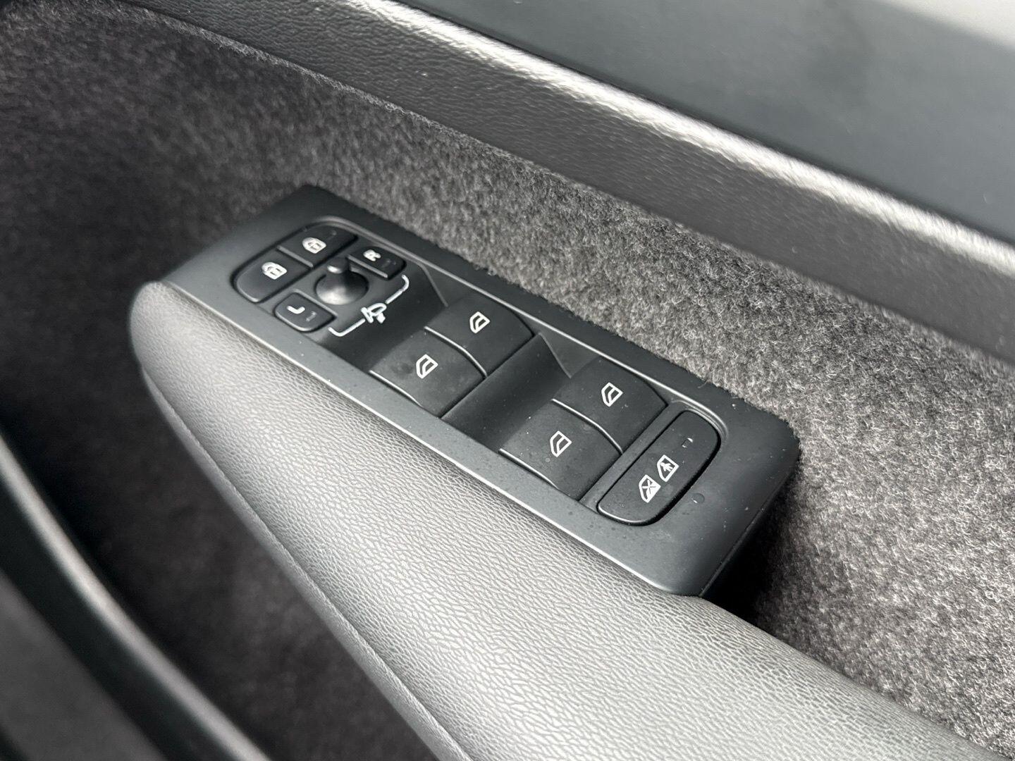 Used Volvo C40 2023 for sale - 76607668: Photo 14