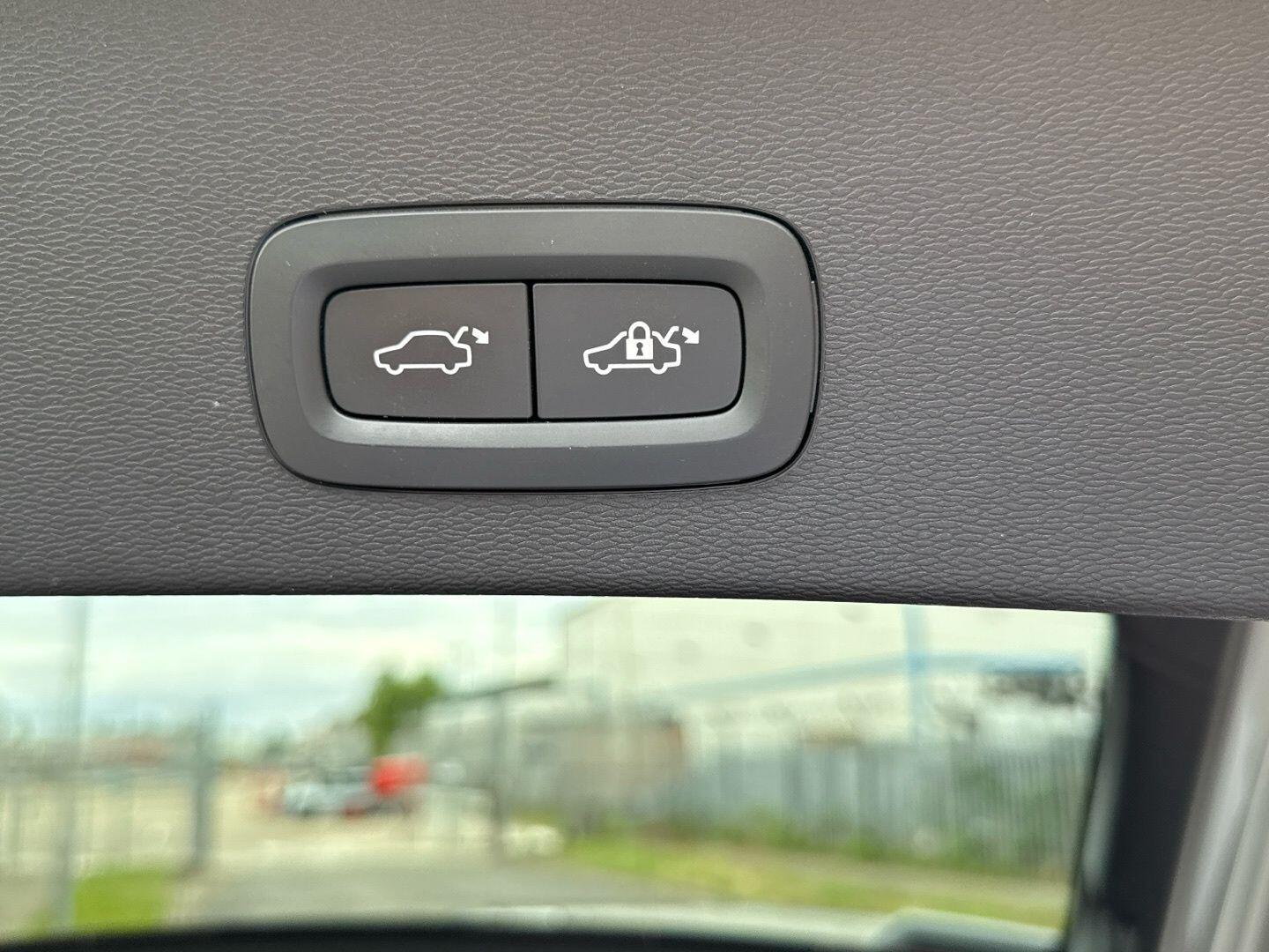 Used Volvo C40 2023 for sale - 76607668: Photo 15