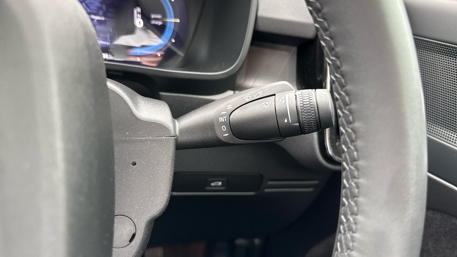 Used Volvo C40 2023 for sale - 76607668: Photo 62