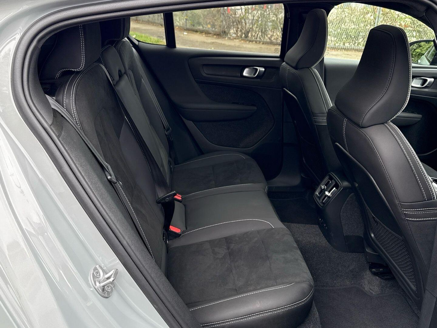 Used Volvo C40 2023 for sale - 76607668: Photo 9