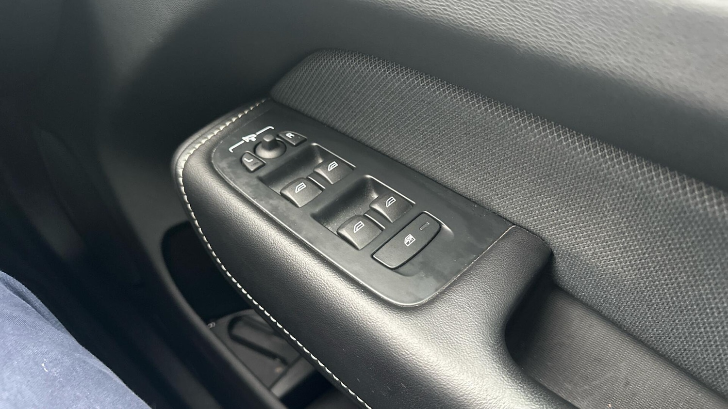 Used Volvo XC60 2021 for sale - 76612873: Photo 24