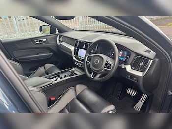 Used Volvo XC60 2021 for sale - 76612873: Photo