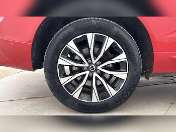 Used Volvo XC60 2023 for sale - 79303357: Photo