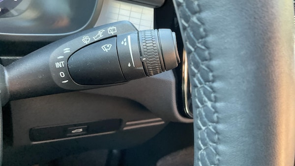 Used Volvo XC40 2023 for sale - 76284015: Photo 23