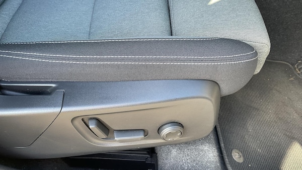 Used Volvo XC40 2023 for sale - 76284015: Photo 30