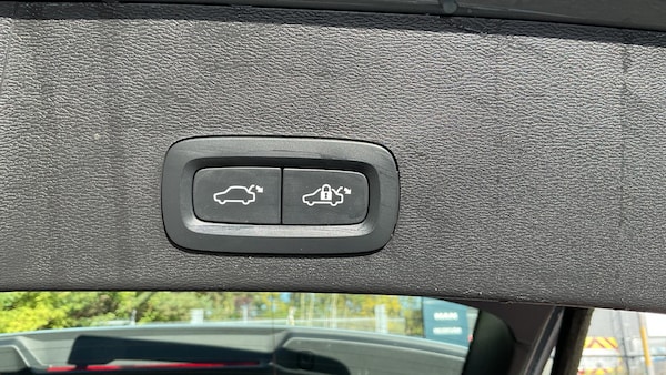 Used Volvo XC40 2023 for sale - 76284015: Photo 35