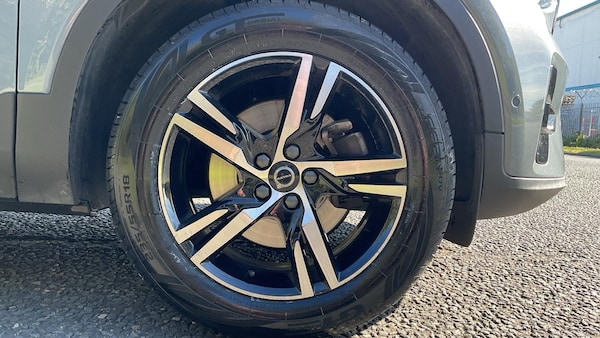 Used Volvo XC40 2023 for sale - 76284015: Photo 9
