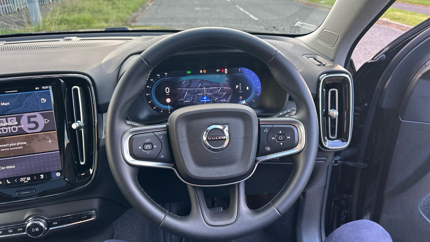 Used Volvo XC40 2024 for sale - 76336262: Photo 10