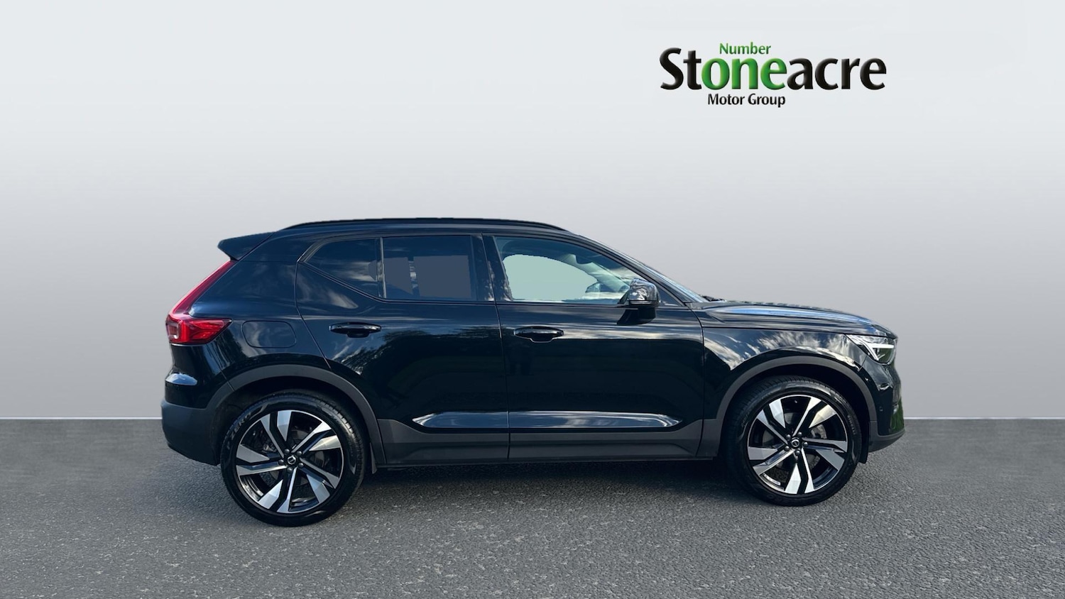 Used Volvo XC40 2024 for sale - 76336262: Photo 3