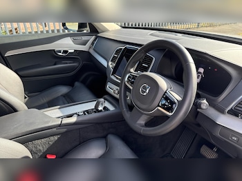 Used Volvo XC90 2023 for sale - 76094441: Photo