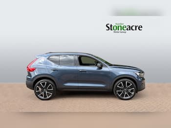 Used Volvo XC40 2026 for sale - 79634526: Photo