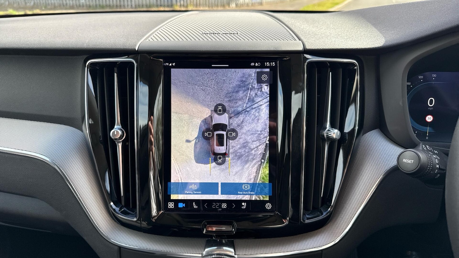 Used Volvo XC60 2023 for sale - 78057884: Photo 17