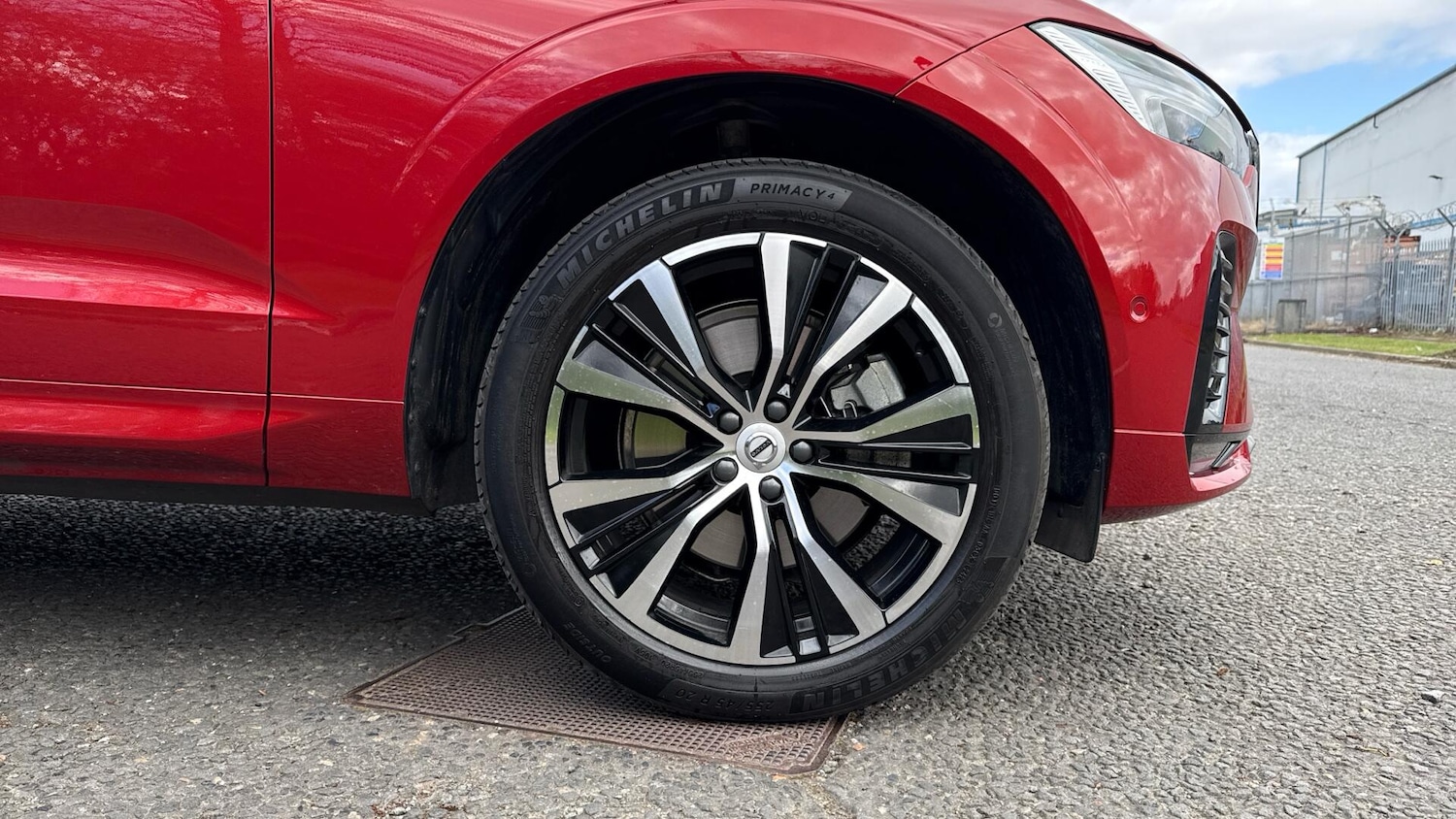 Used Volvo XC60 2023 for sale - 78057884: Photo 9