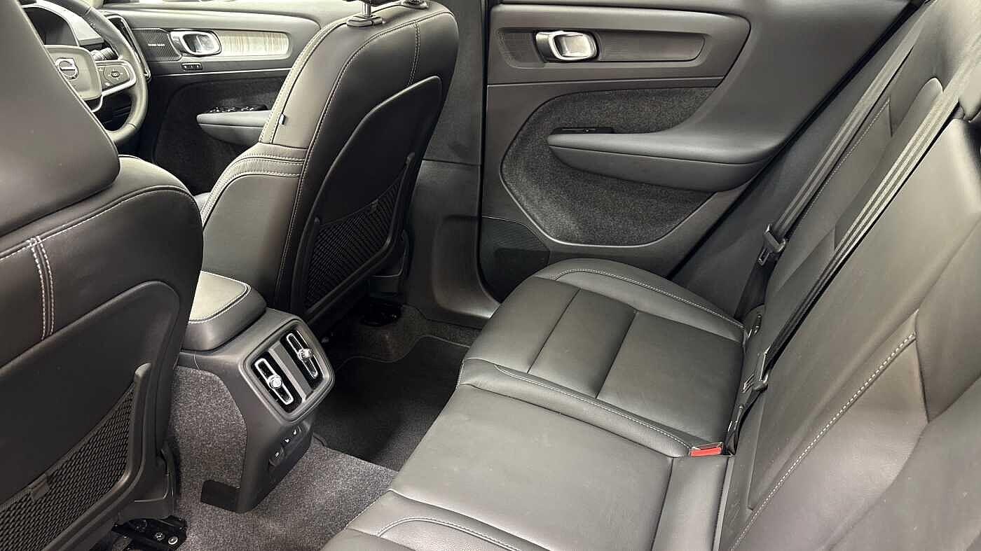 Used Volvo XC40 2025 for sale - 76337027: Photo 13