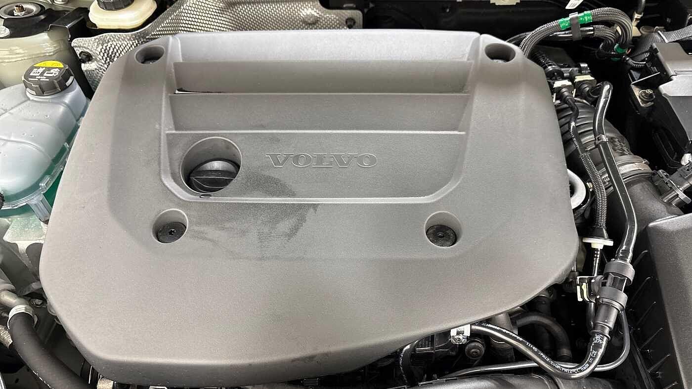 Used Volvo XC40 2025 for sale - 76337027: Photo 15