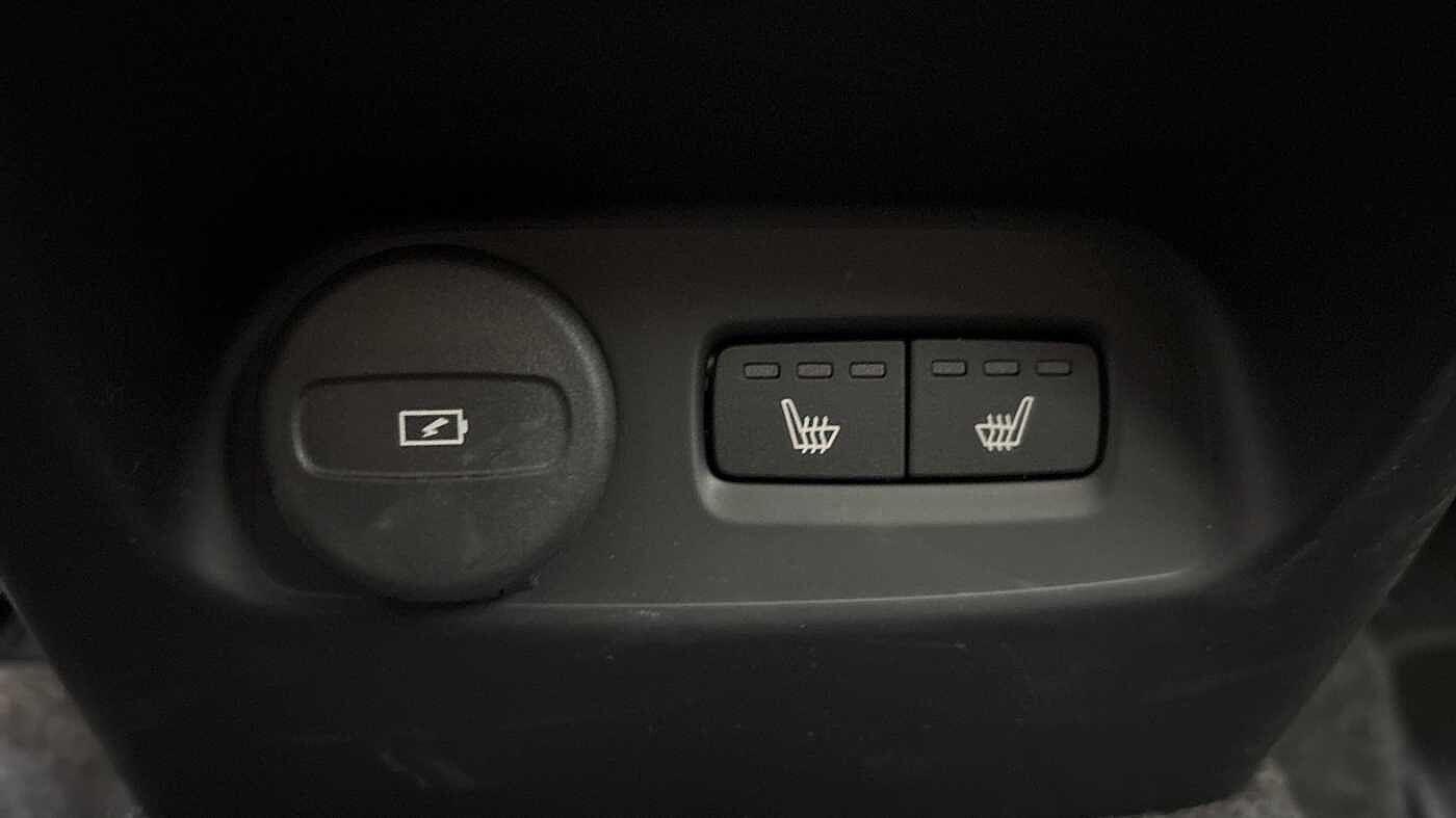 Used Volvo XC40 2025 for sale - 76337027: Photo 17