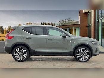 Used Volvo XC40 2025 for sale - 76337027: Photo