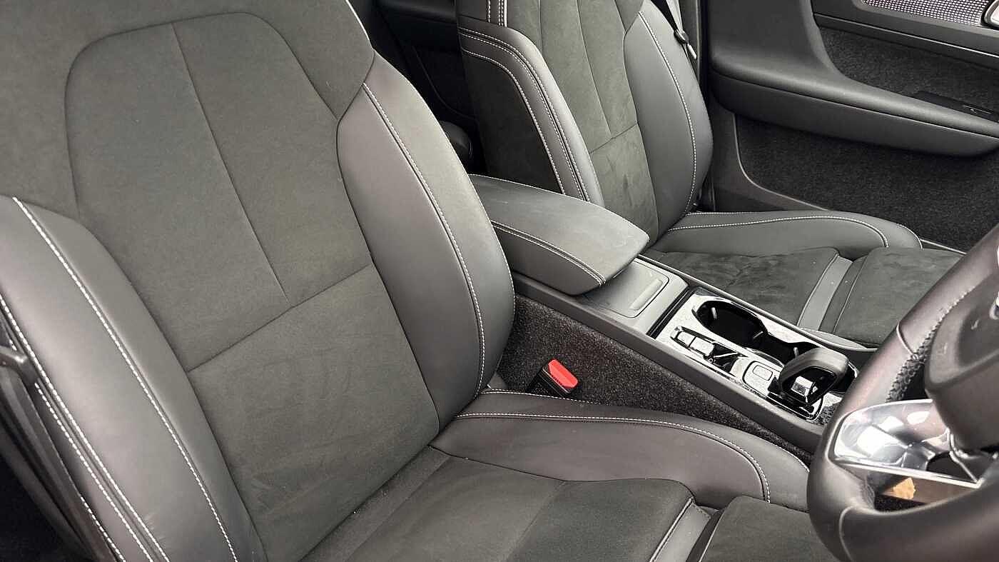 Used Volvo XC40 for sale - 77238247: Photo 28