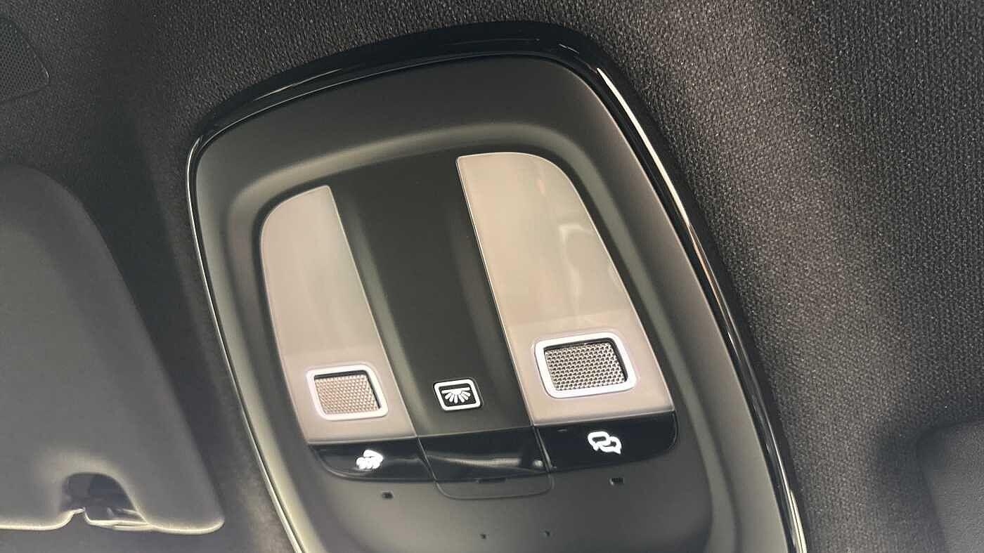 Used Volvo XC40 for sale - 77238247: Photo 32