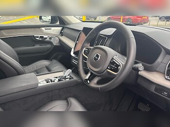 Used Volvo XC90 2025 for sale - 77237907: Photo