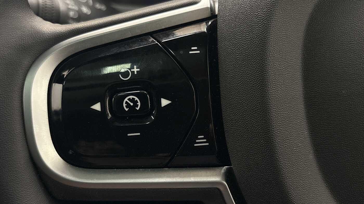 Used Volvo XC90 2025 for sale - 76337844: Photo 31